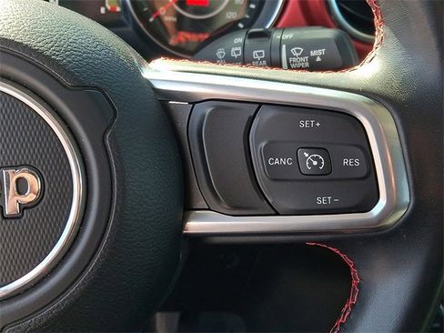 Used 2021 Jeep Wrangler Unlimited Rubicon image 21