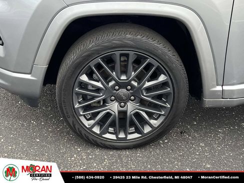 Used 2023 Jeep Compass High Altitude AWD/4WD image 10