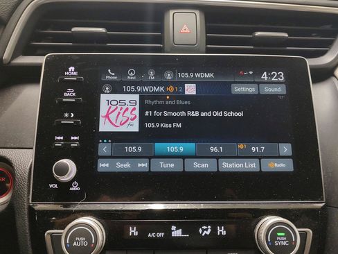 Used 2022 Honda Insight Touring image 9