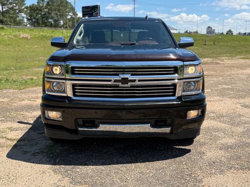 Used 2014 Chevrolet Silverado 1500 High Country w/ High Country Premium Package AWD/4WD image 8