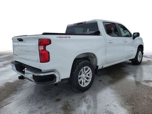 Used 2019 Chevrolet Silverado 1500 LT w/ Remote Start Package image 4