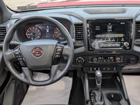 Used 2022 Nissan Frontier PRO-4X w/ Pro-4X Premium Package AWD/4WD image 5