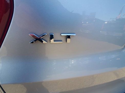 Used 2019 Ford Explorer XLT w/ Equipment Group 202A image 28