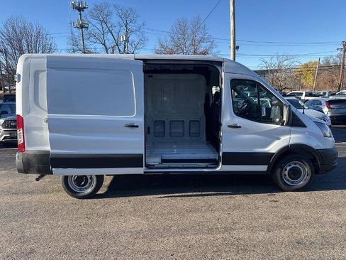 New 2026 Ford Transit 250 148 Medium Roof RWD image 5