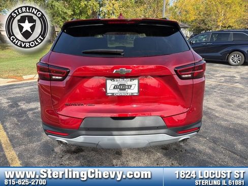 New 2025 Chevrolet Blazer LT w/ Midnight/Sport Edition image 4