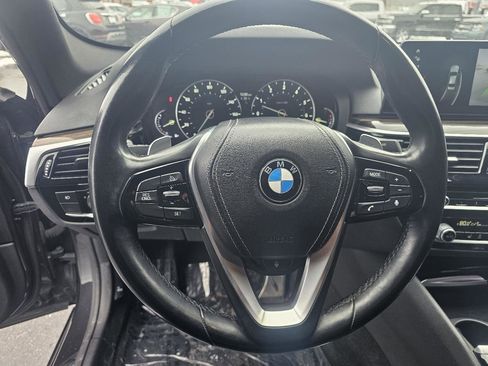 Used 2017 BMW 540i xDrive image 19