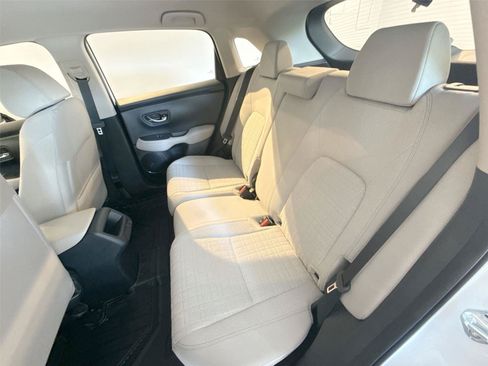 Used 2025 Honda HR-V LX image 24