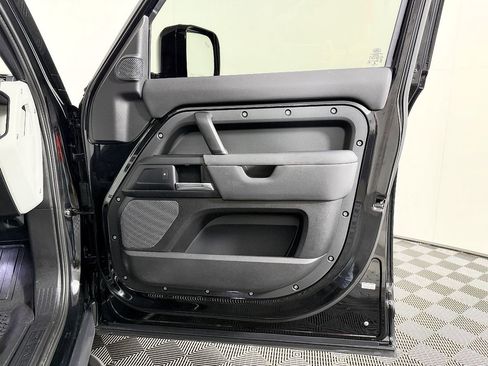 Used 2020 Land Rover Defender 110 S AWD/4WD image 51