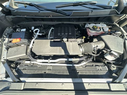 Used 2023 Chevrolet Silverado 1500 Custom RWD image 33
