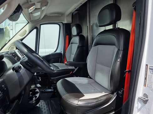 Used 2023 RAM ProMaster 3500 w/ Lane Management Group FWD image 10