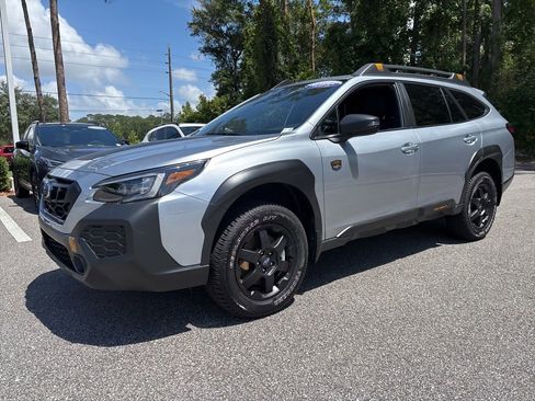Used 2025 Subaru Outback Wilderness w/ Wilderness Package AWD/4WD image 22