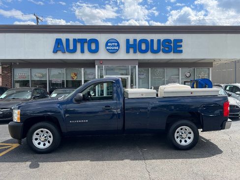 Used 2011 Chevrolet Silverado 1500 W/T RWD image 8