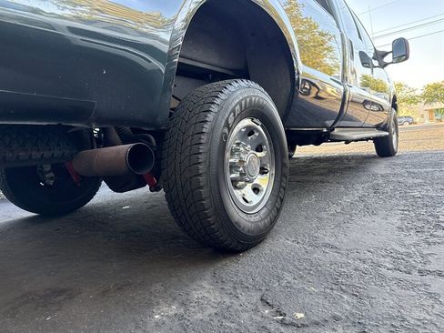 Used 2004 Ford F350 XLT AWD/4WD image 5