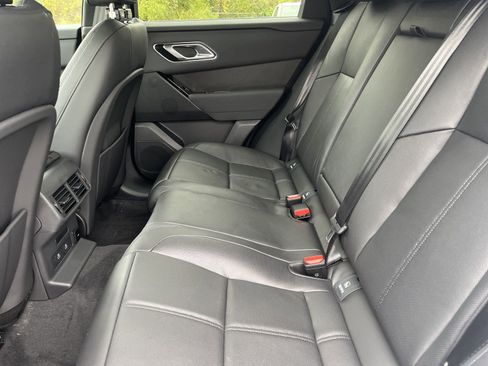 Used 2025 Land Rover Range Rover Velar Dynamic SE image 12