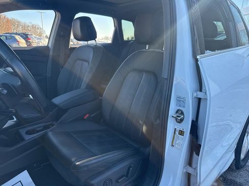 Used 2022 Audi Q4 e-tron Premium Plus image 20