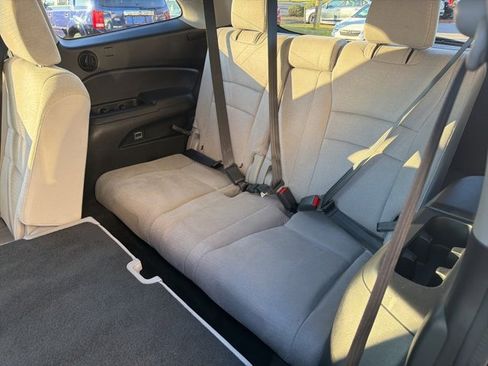 Used 2016 Honda Pilot LX image 28