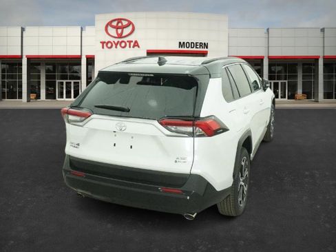New 2025 Toyota RAV4 XSE image 19