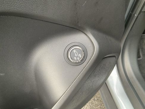 Used 2025 Chevrolet TrailBlazer LT w/ Convenience Package image 25