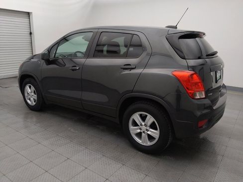 Used 2019 Chevrolet Trax LS w/ Tint and Cruise Package FWD image 3