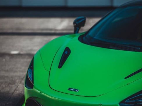 Used 2018 McLaren 720S Performance RWD image 23