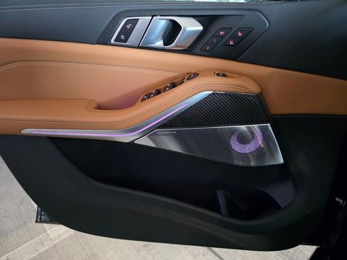 New 2026 BMW X5 M60i image 16