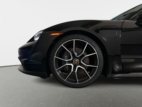 Used 2024 Porsche Taycan w/ Premium Package RWD image 10