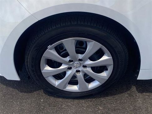 Certified 2021 Toyota Corolla LE FWD image 11