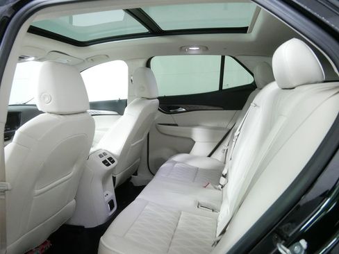 Used 2022 Buick Envision Avenir w/ Technology Package II image 20