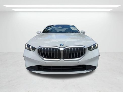 New 2026 BMW 530i w/ Premium Package RWD image 9