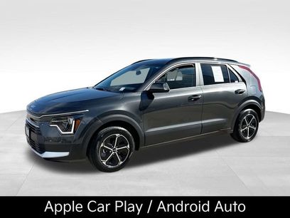 Certified 2025 Kia Niro EX