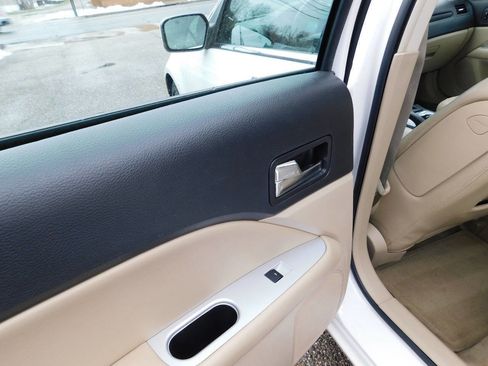 Used 2010 Mercury Milan Premier image 25