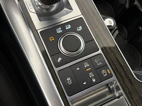 Used 2016 Land Rover Range Rover Sport HSE image 19