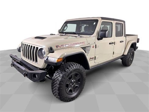 Used 2020 Jeep Gladiator Mojave w/ Cold Weather Group image 4