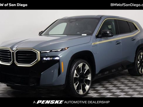 Used 2023 BMW XM AWD/4WD image 1