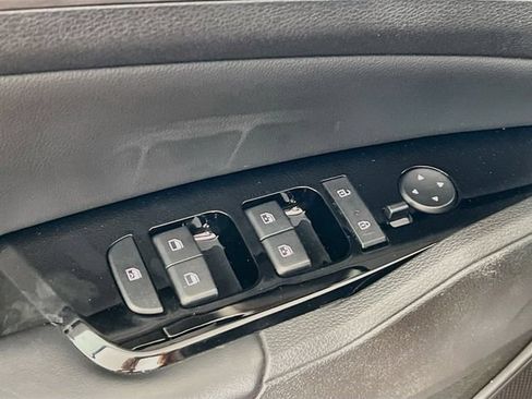 Used 2023 Kia Sportage X-Line AWD/4WD image 9