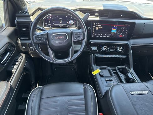 Used 2024 GMC Sierra 2500 AT4X AWD/4WD image 14