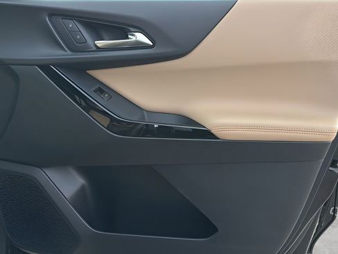 New 2026 Chevrolet Equinox ACTIV w/ Convenience Package III image 11