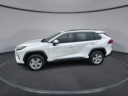 Used 2025 Toyota RAV4 XLE image 1