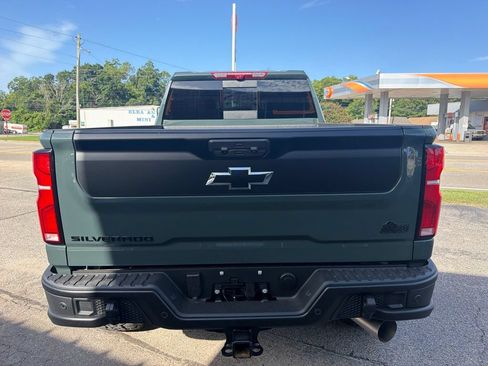 New 2026 Chevrolet Silverado 2500 ZR2 w/ ZR2 Bison Edition AWD/4WD image 6