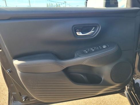 Used 2023 Honda HR-V Sport image 18