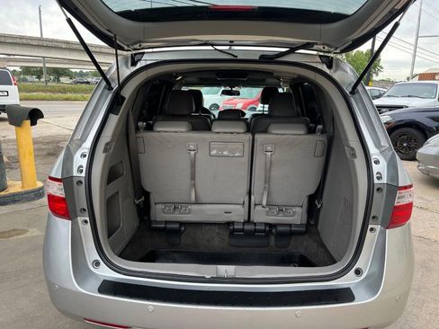 Used 2013 Honda Odyssey Touring image 7