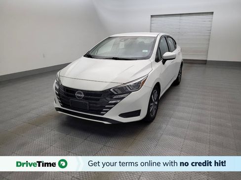 Used 2024 Nissan Versa SV FWD image 1