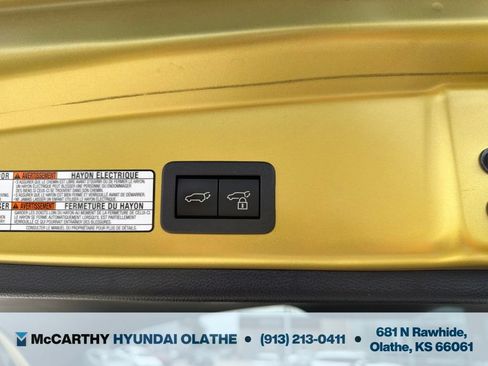 Used 2023 Toyota Corolla Cross AWD Hybrid w/ Convenience Package image 21