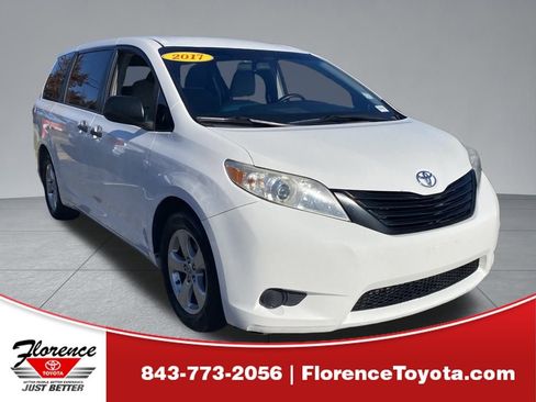 Used 2017 Toyota Sienna L image 1