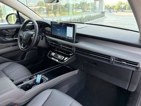 New 2026 Lincoln Corsair Premiere FWD image 20