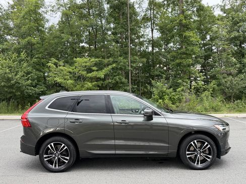 Used 2018 Volvo XC60 T6 Momentum w/ Convenience Package AWD/4WD image 7