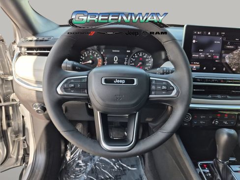 Used 2023 Jeep Compass Limited AWD/4WD image 22