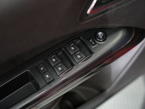 Used 2016 GMC Canyon SLT w/ Driver Alert Package image 42