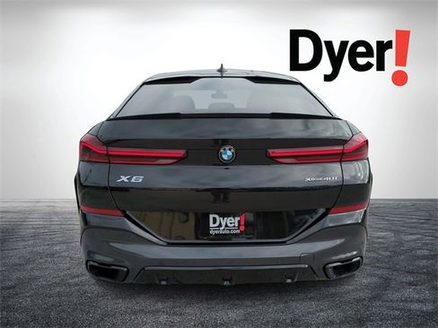 Used 2022 BMW X6 xDrive40i w/ Executive Package image 5