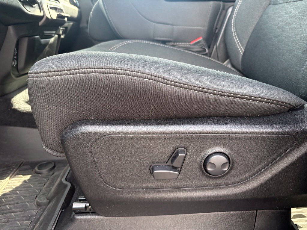 Used 2025 RAM 1500 Big Horn AWD/4WD image 10